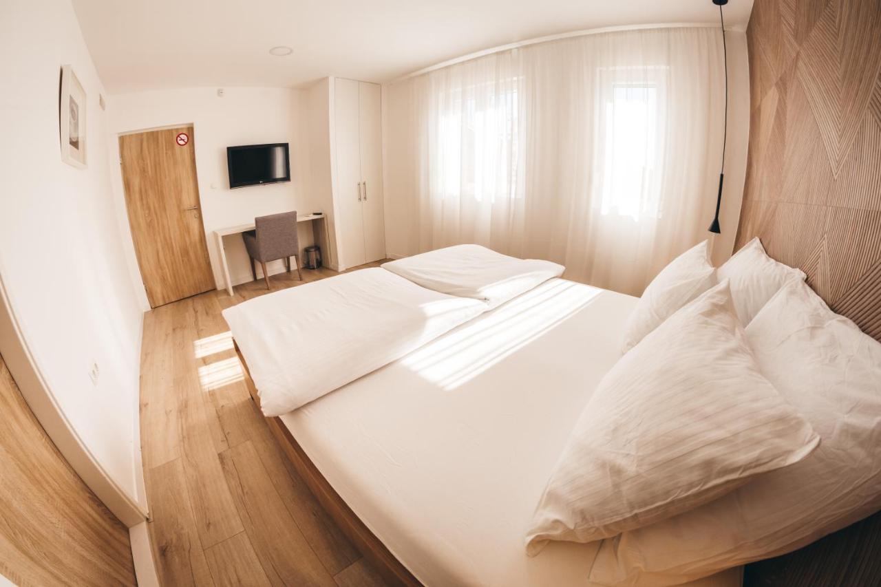City Apartment One Мостар Екстериор снимка
